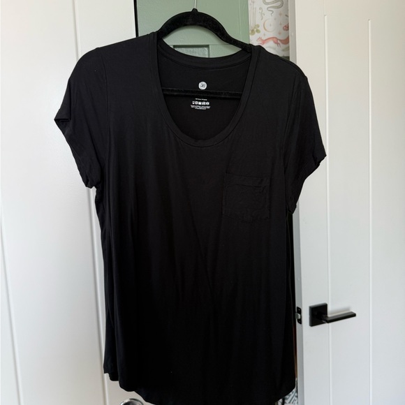 4 Kindred Bravely Nursing T-Shirts - Picture 2 of 10